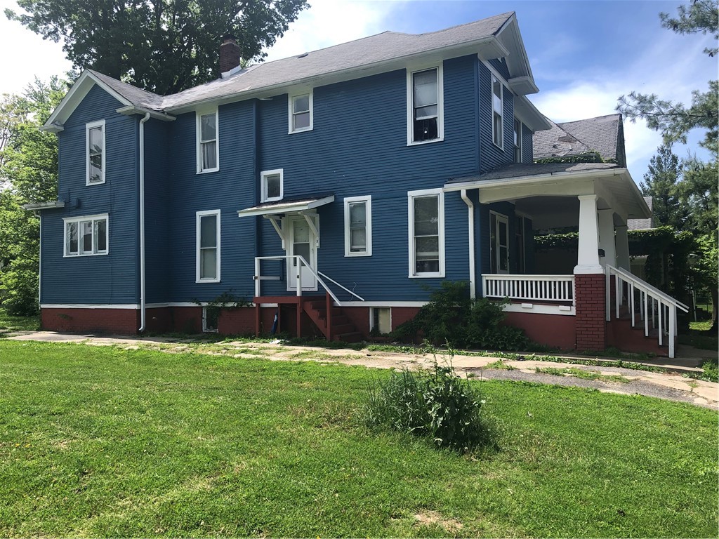 703 West William Street Decatur, IL 62522 - Photo 1 of 12
