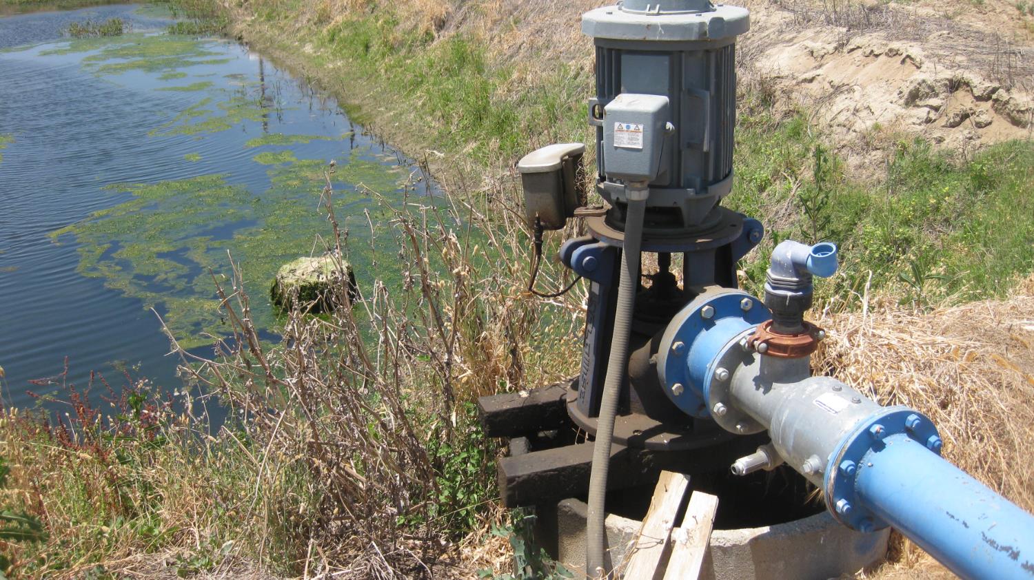 99999 Northeast Ne Corner Pixley, CA 93256 - Photo 15 of 18 a front view of a house with a yard