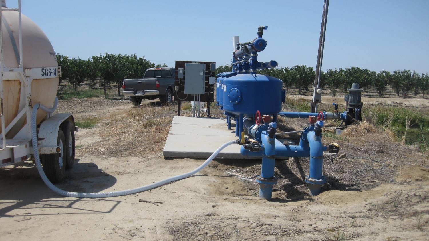 99999 Northeast Ne Corner Pixley, CA 93256 - Photo 5 of 18 a view of a backyard with sitting area