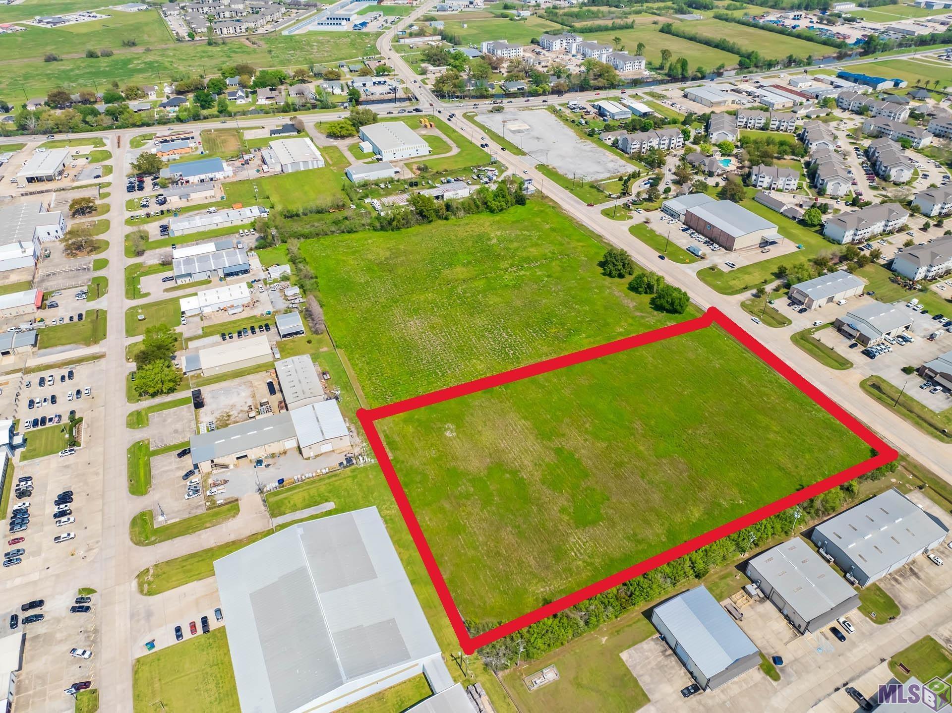 526 South Hollywood Road Houma, LA 70360 - Photo 4 of 4