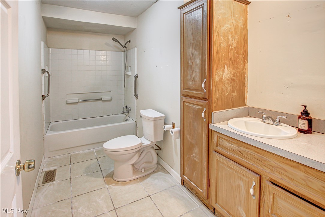 3988 Center Road Brunswick, OH 44212 - Photo 13 of 31 Gallery Image 13