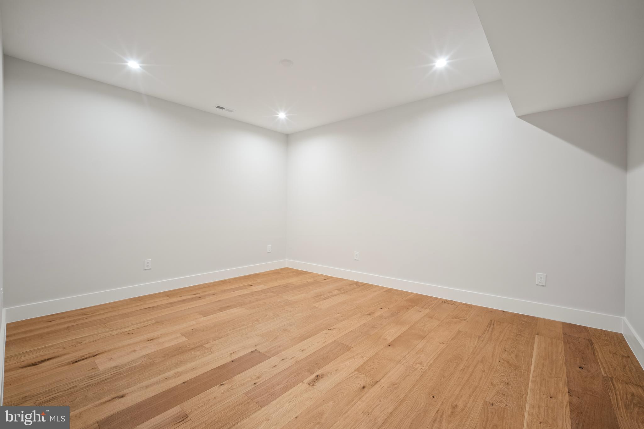 8023 Lewinsville Road McLean, VA 22102 - Photo 61 of 70