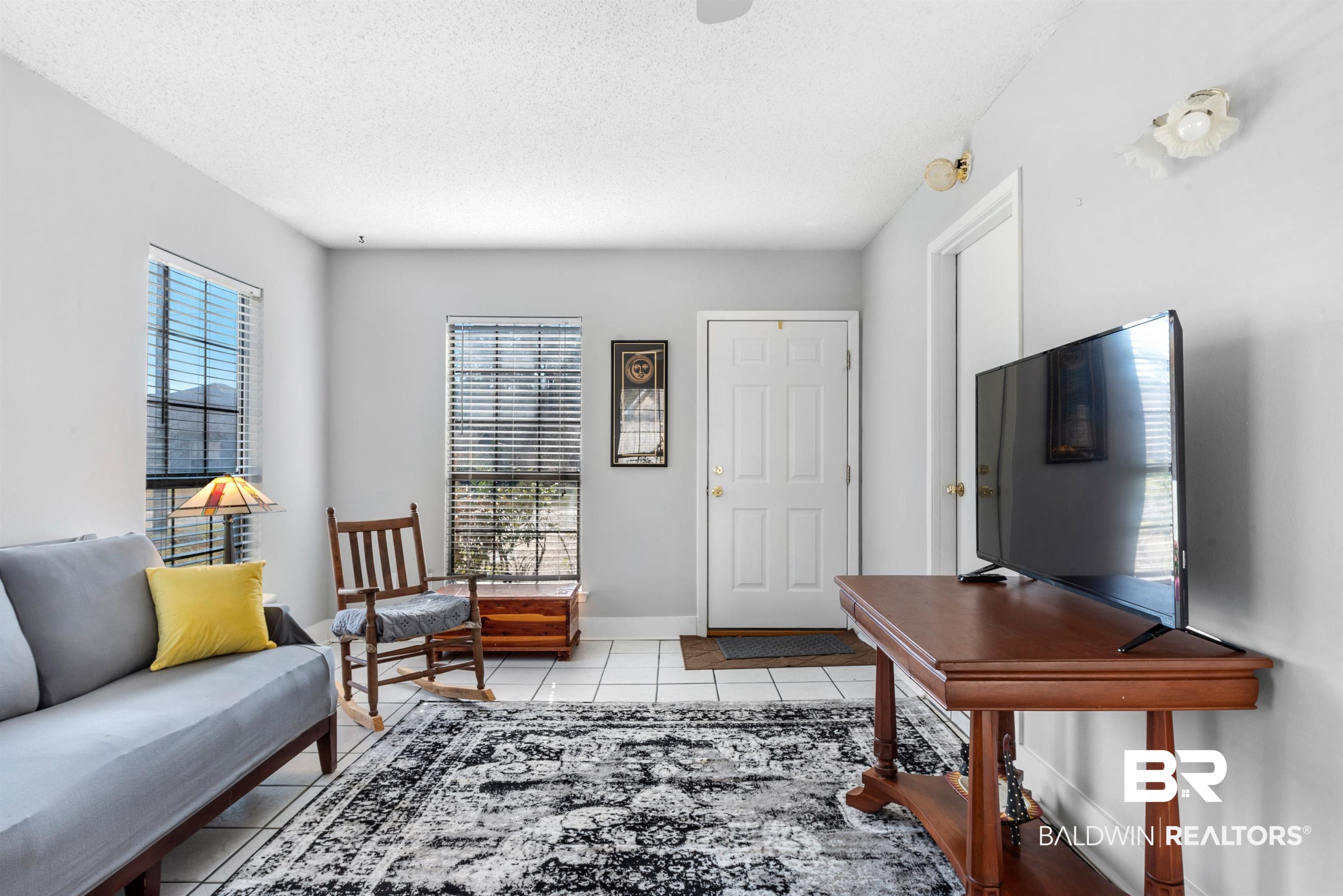 102 Cherry Circle Daphne, AL 36526 - Photo 20 of 46 Family Room