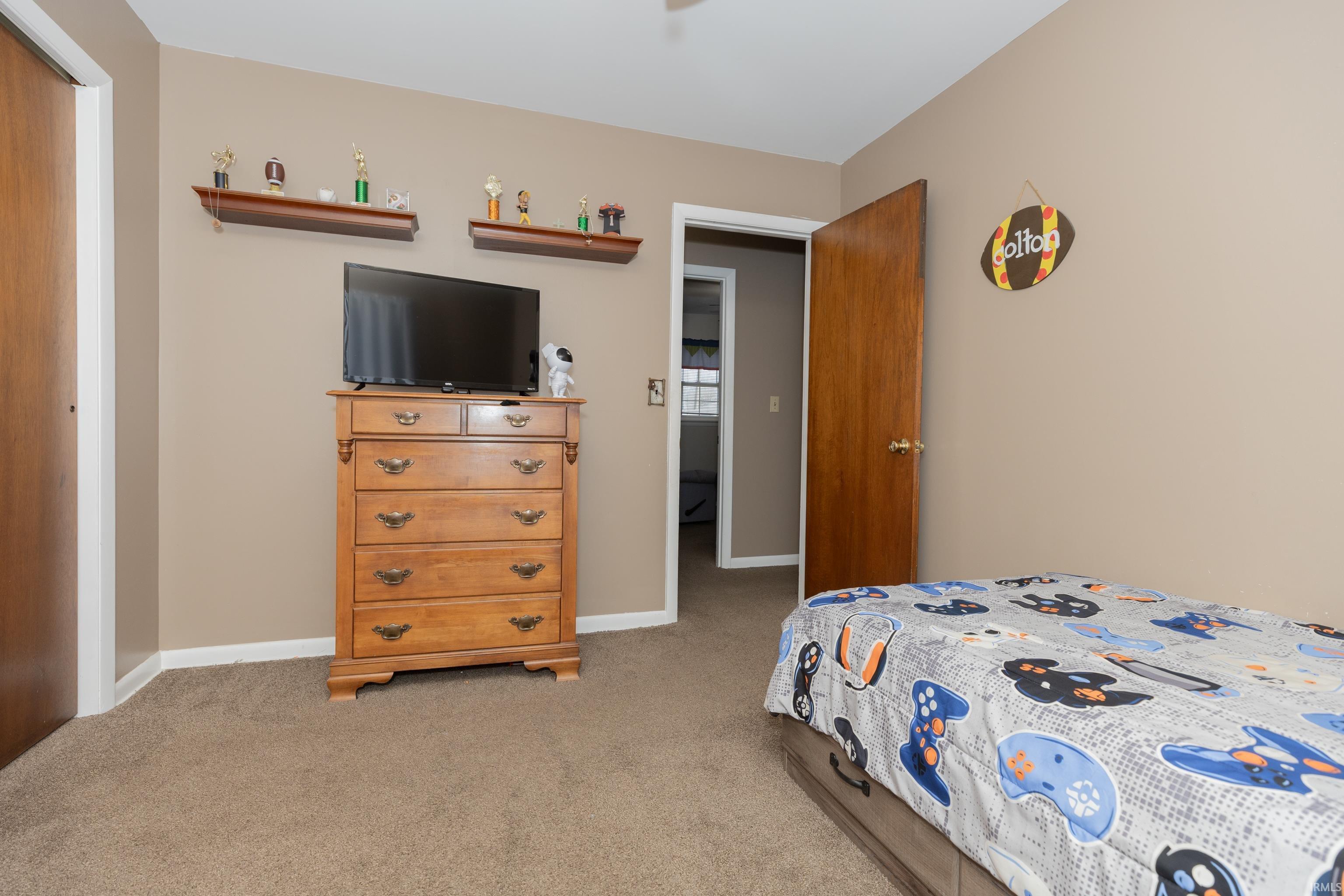 2413 West Mill Road Evansville, IN 47720 - Photo 19 of 30