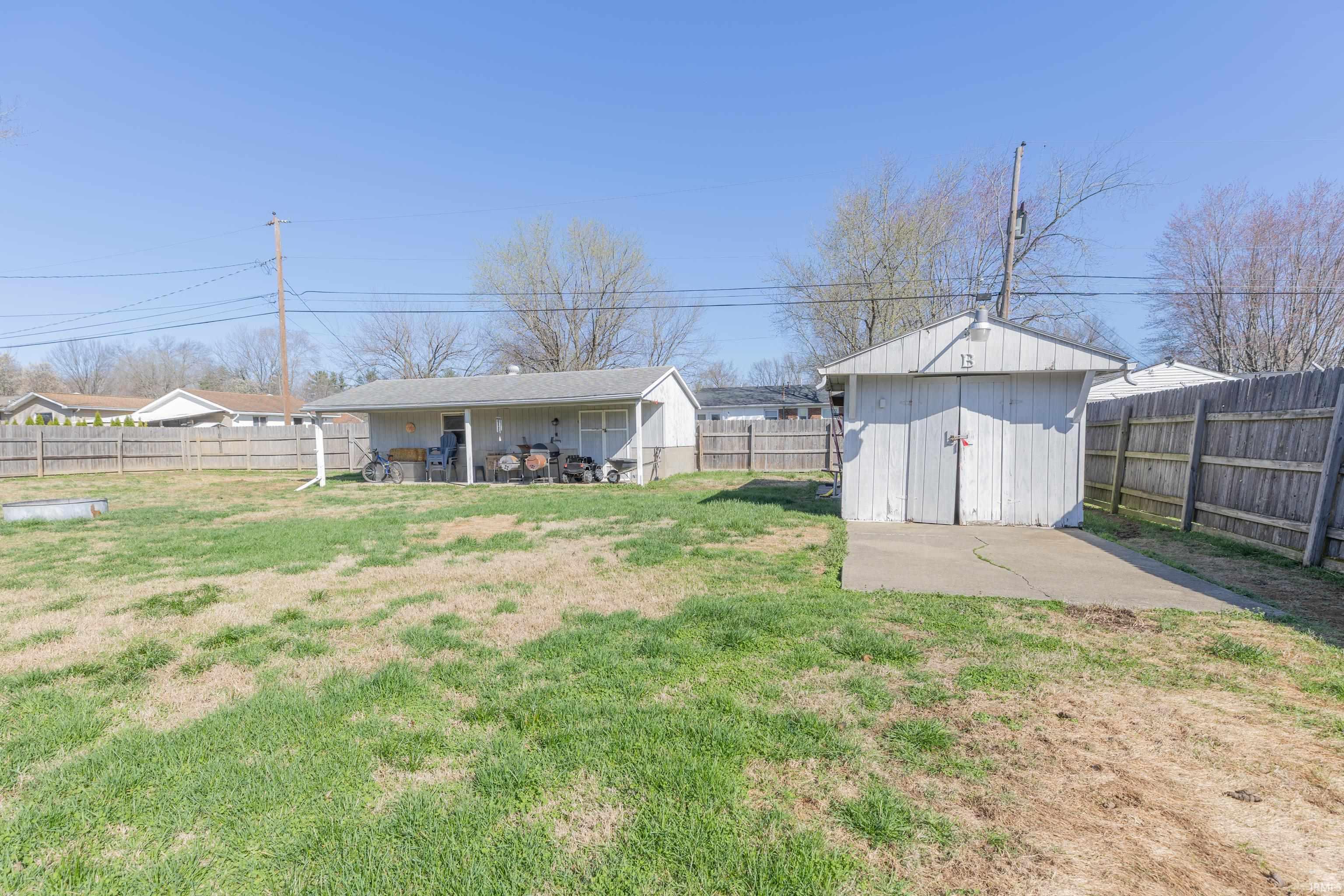 2413 West Mill Road Evansville, IN 47720 - Photo 26 of 30