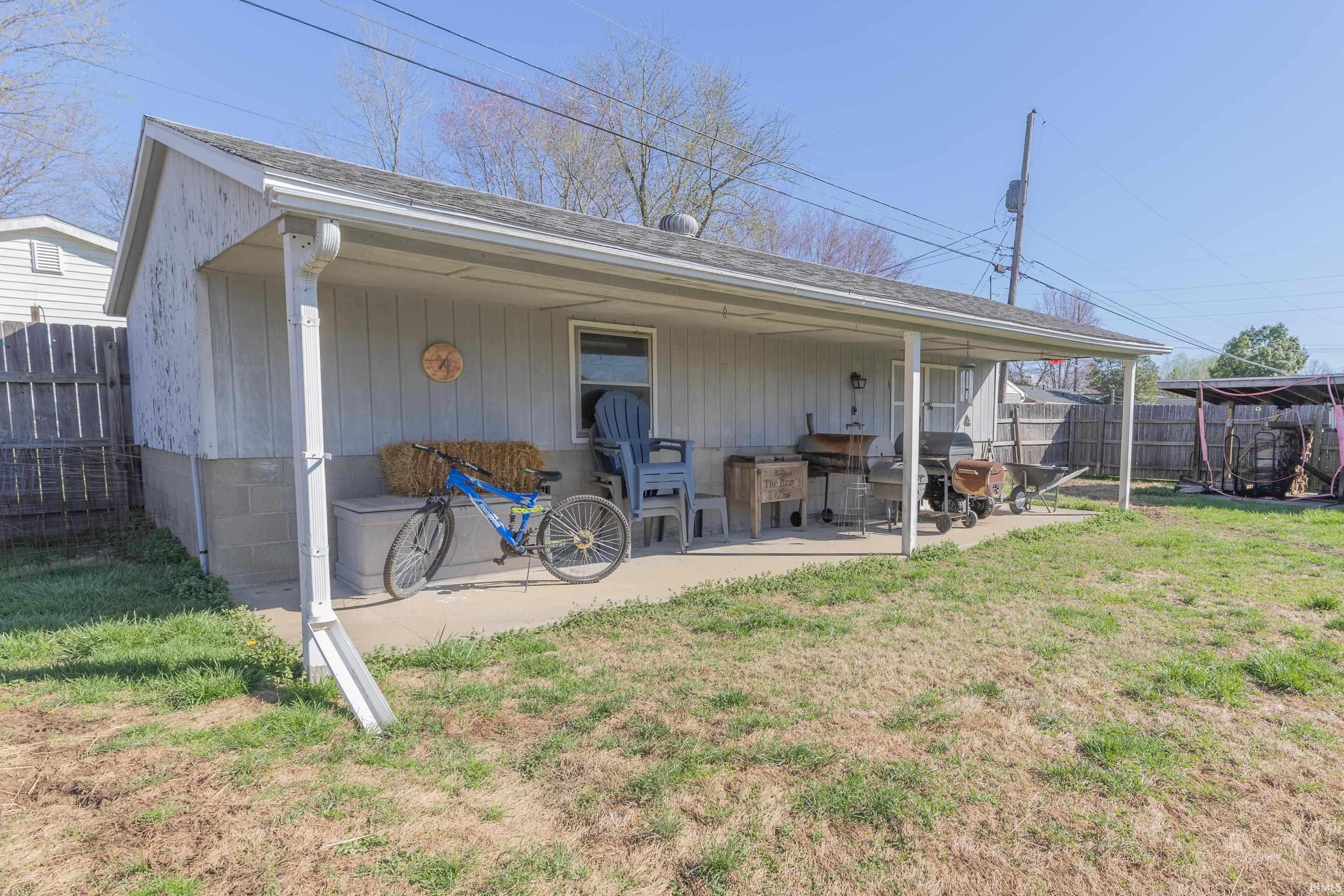 2413 West Mill Road Evansville, IN 47720 - Photo 29 of 30