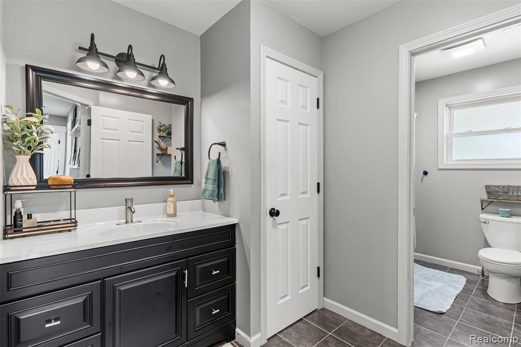 10433 South Nichols Road Gaines, MI 48436 - Photo 24 of 49