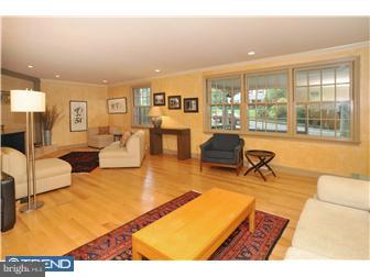 1939 Harte Road Jenkintown, PA 19046 - Photo 3 of 12 Living Room