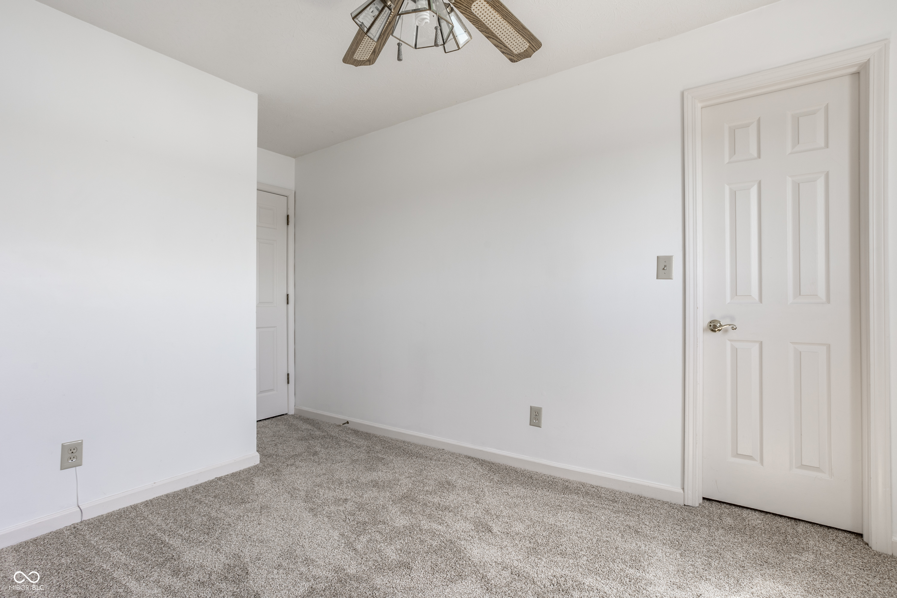 7685 River Road Indianapolis, IN 46240 - Photo 21 of 28