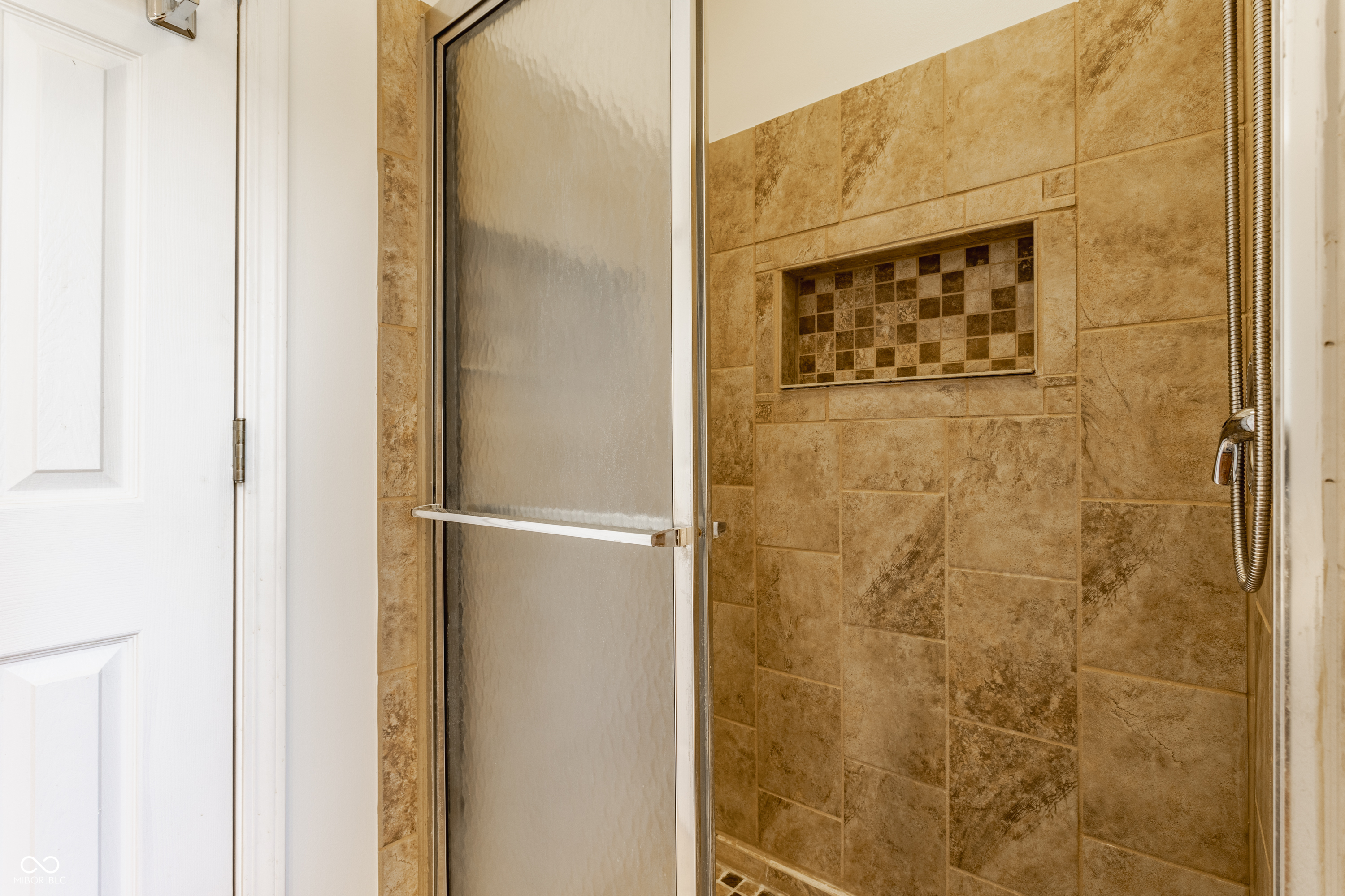 7685 River Road Indianapolis, IN 46240 - Photo 24 of 28