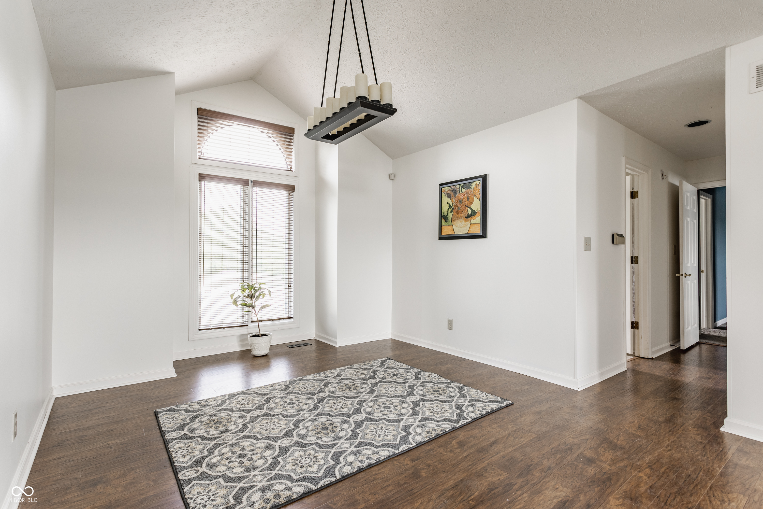 7685 River Road Indianapolis, IN 46240 - Photo 10 of 28