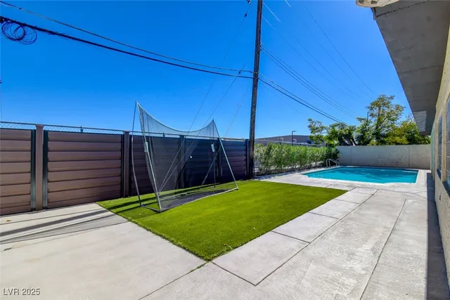 $2,990 | 3506 Algonquin Drive, Las Vegas, NV 89169