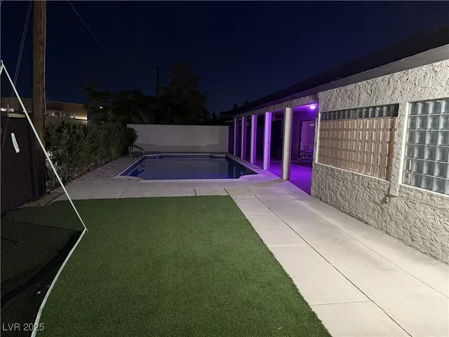 $2,990 | 3506 Algonquin Drive, Las Vegas, NV 89169