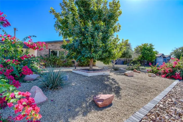 $2,990 | 3506 Algonquin Drive, Las Vegas, NV 89169