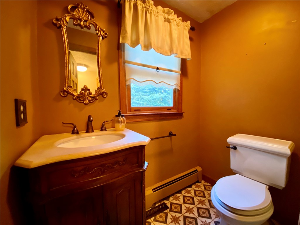 772 Woonsocket Hill Road North Smithfield, RI 02896 - Photo 17 of 38 Gallery Image 17