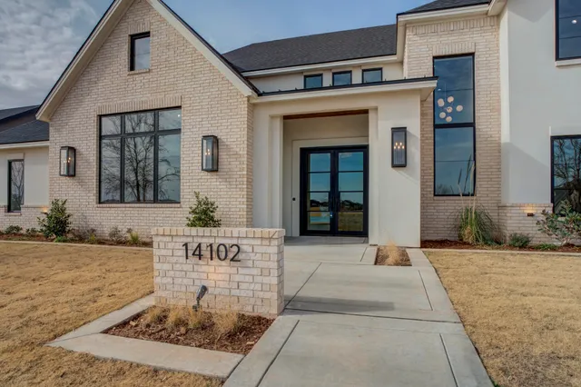 $1,150,000 | 14102 Salisbury Avenue, Lubbock, TX 79424