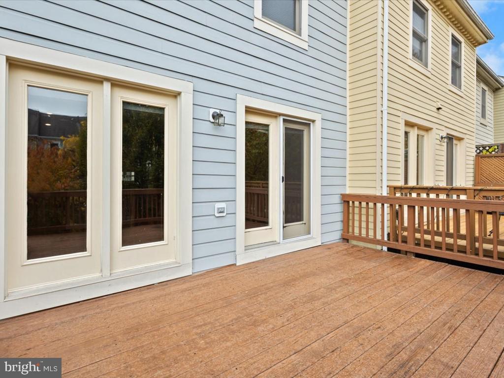 123 Rivanna Terrace Southwest Leesburg, VA 20175 - Photo 11 of 53 Spacious Deck overlooks mature trees