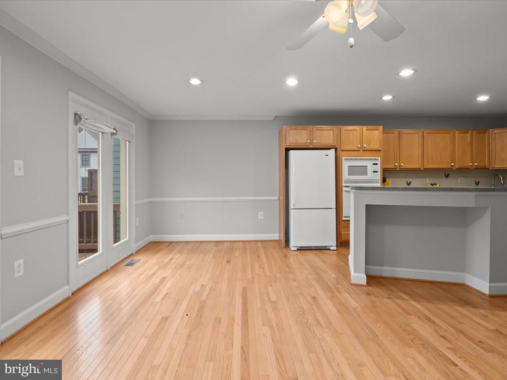 123 Rivanna Terrace Southwest Leesburg, VA 20175 - Photo 13 of 53 Dining Room with Crown and Chair Moldings