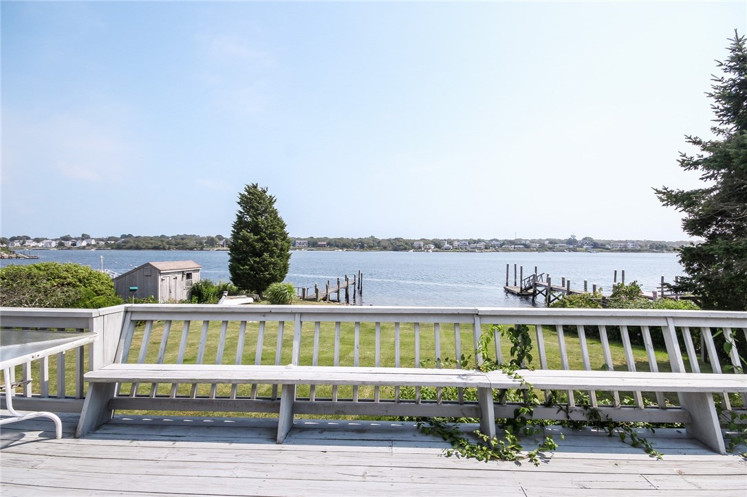 111 East Shore Road Narragansett, RI 02882 - Photo 16 of 26