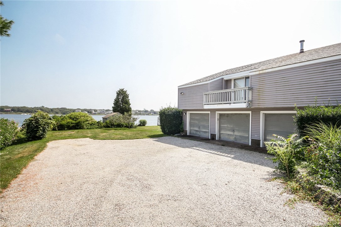 111 East Shore Road Narragansett, RI 02882 - Photo 18 of 26