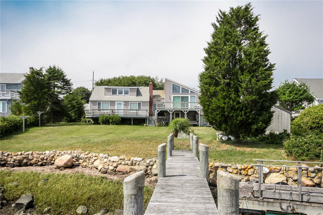 111 East Shore Road Narragansett, RI 02882 - Photo 19 of 26