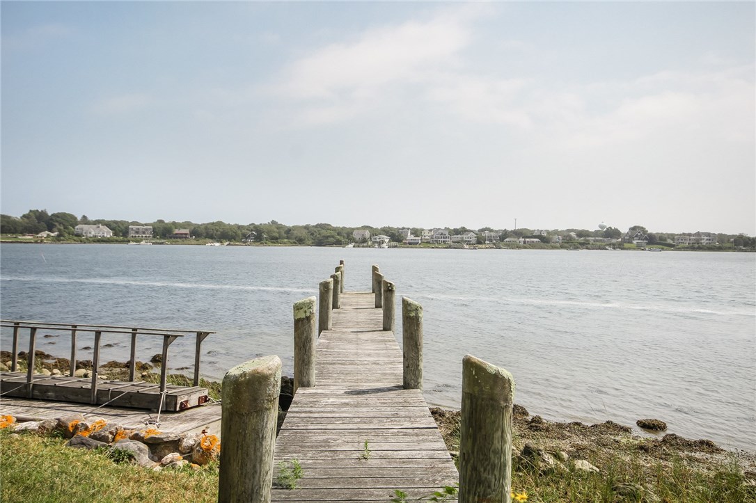 111 East Shore Road Narragansett, RI 02882 - Photo 21 of 26