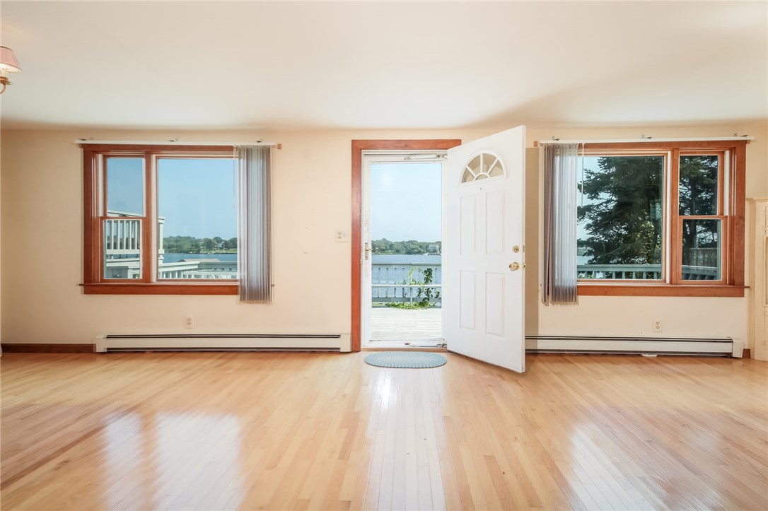 111 East Shore Road Narragansett, RI 02882 - Photo 9 of 26