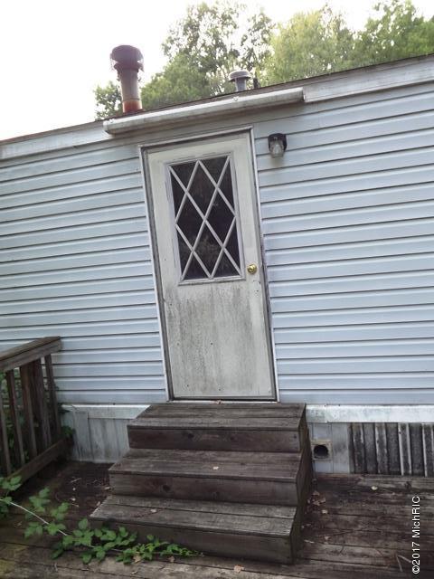 6151 Morrison Lake Road Saranac, MI 48881 - Photo 3 of 19 DSCF8783