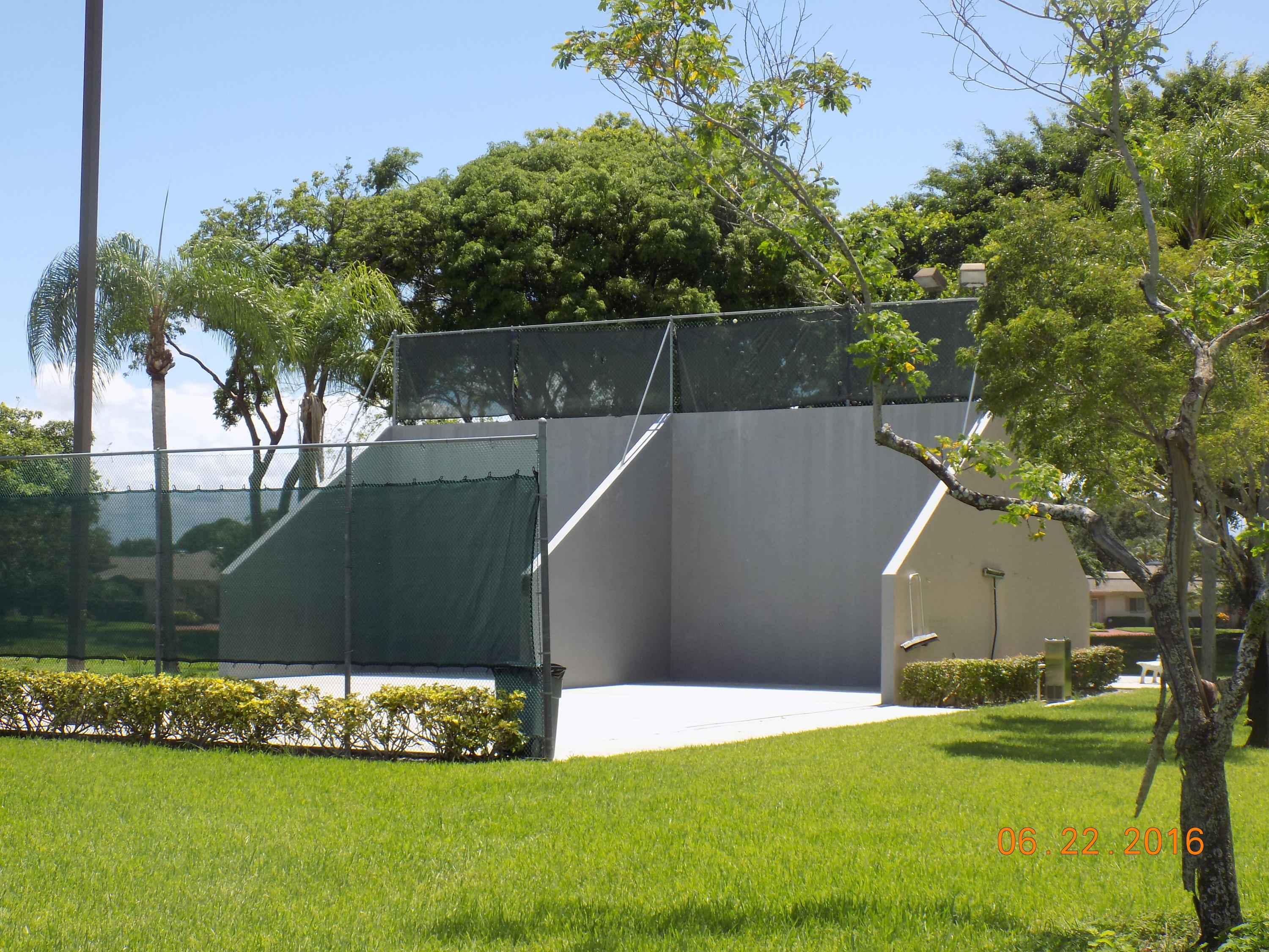 8057 Summerview Terrace Boca Raton, FL 33496 - Photo 36 of 40 HANDBALL COURTS