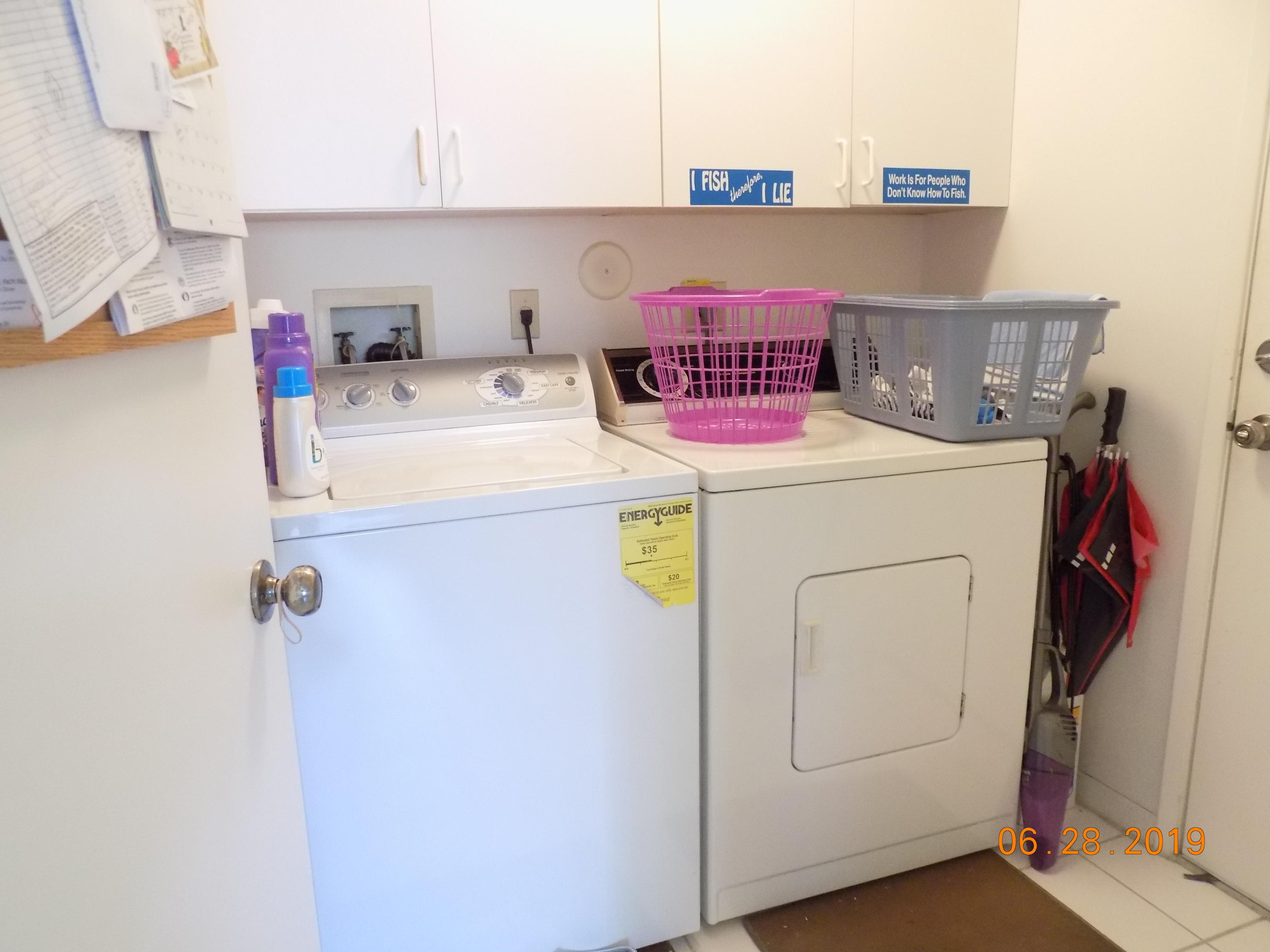 8057 Summerview Terrace Boca Raton, FL 33496 - Photo 7 of 40 LAUNDRY RM
