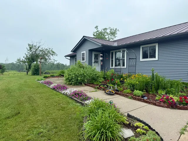 $399,000 | 33486 Driftwood Avenue, Unit C, Warrens, WI 54666