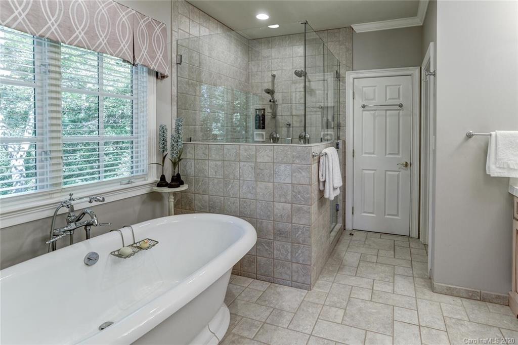 391 Racquet Club Road Asheville, NC 28803 - Photo 18 of 48 Gallery Image 18
