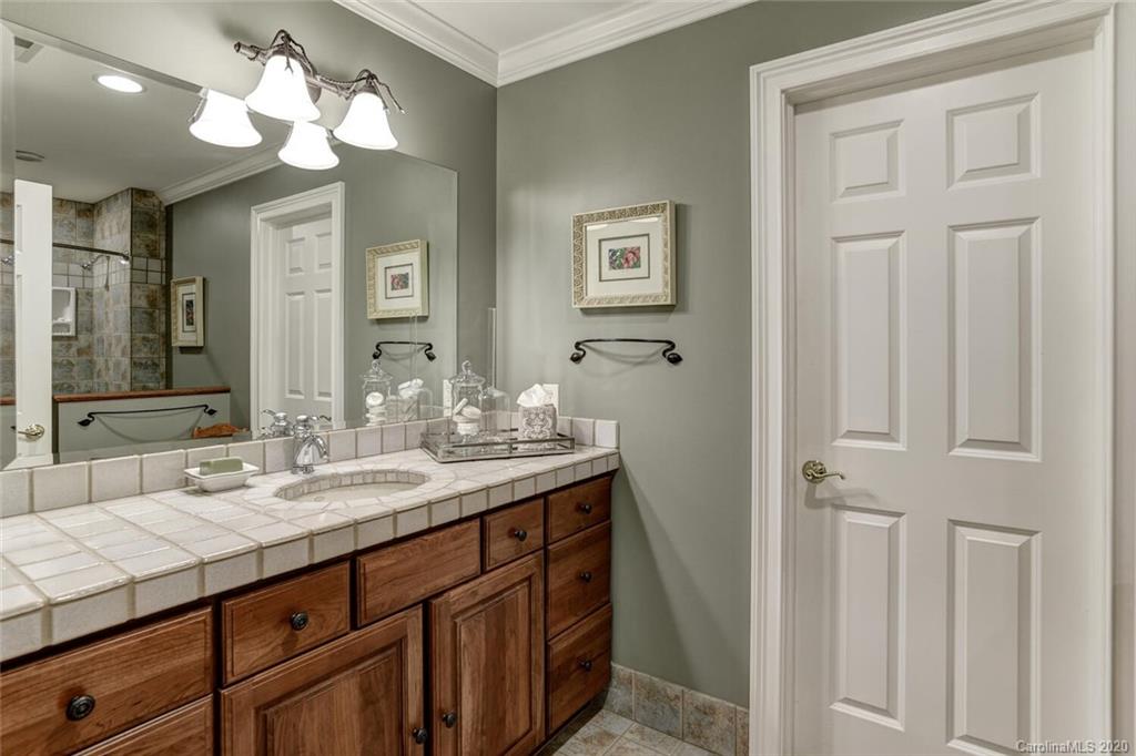 391 Racquet Club Road Asheville, NC 28803 - Photo 24 of 48 Gallery Image 24