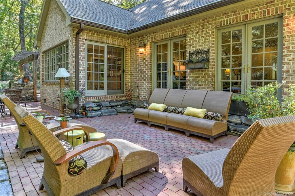 391 Racquet Club Road Asheville, NC 28803 - Photo 35 of 48 Gallery Image 35