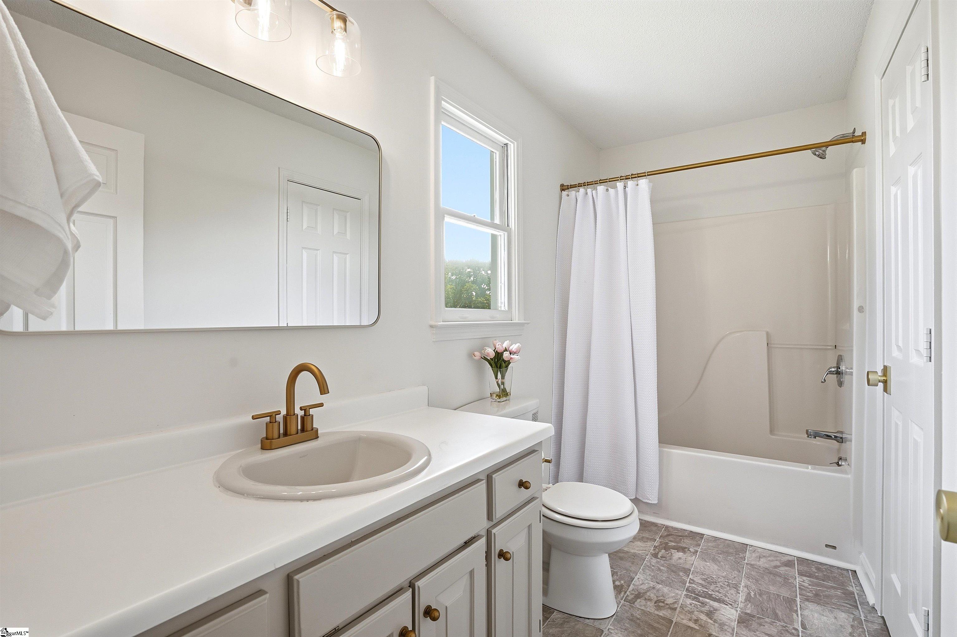 1 Green Ridge Place Taylors, SC 29687 - Photo 12 of 24