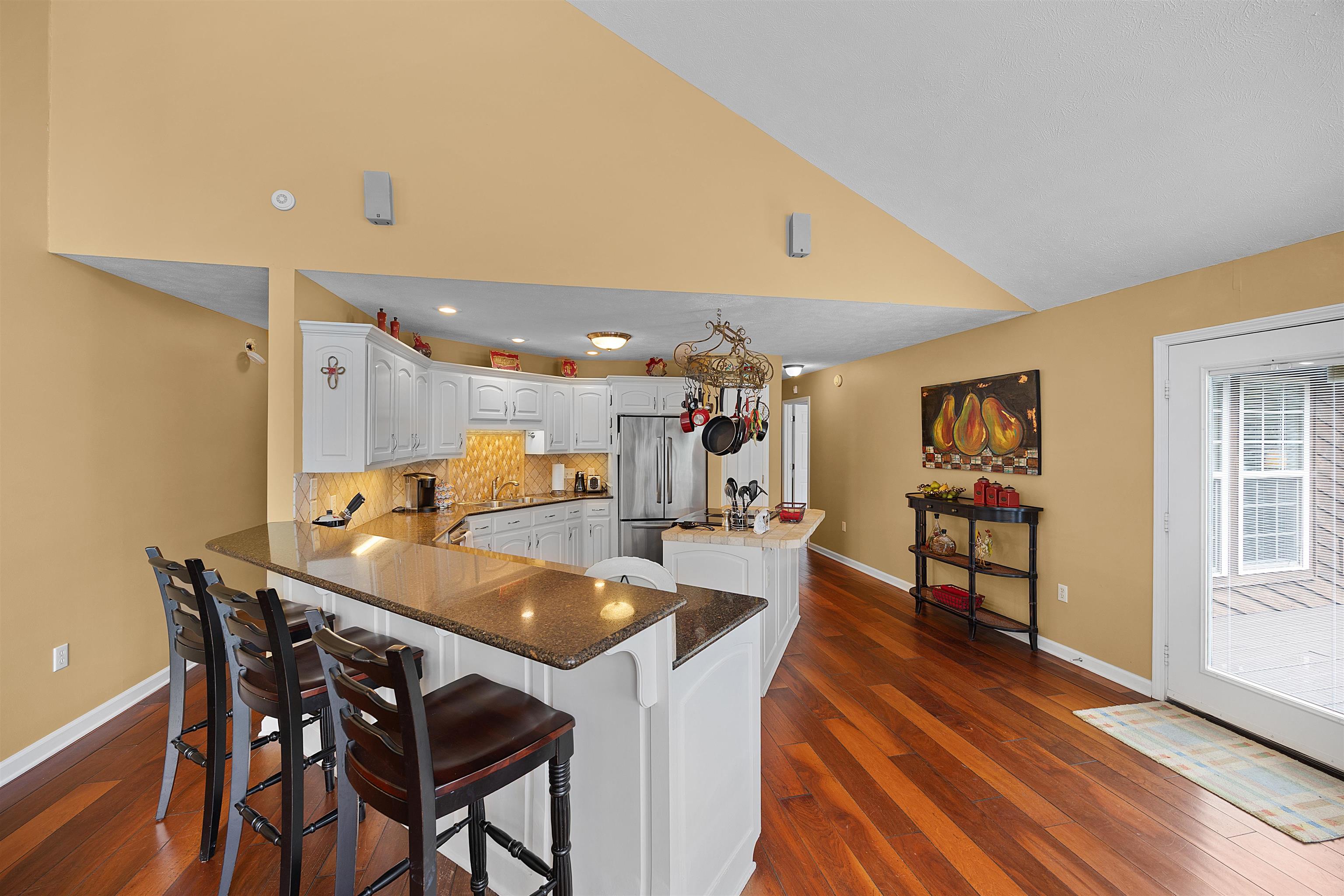 28 County Road 18 Iuka, MS 38852 - Photo 9 of 39 a dining room with furniture and wooden floor