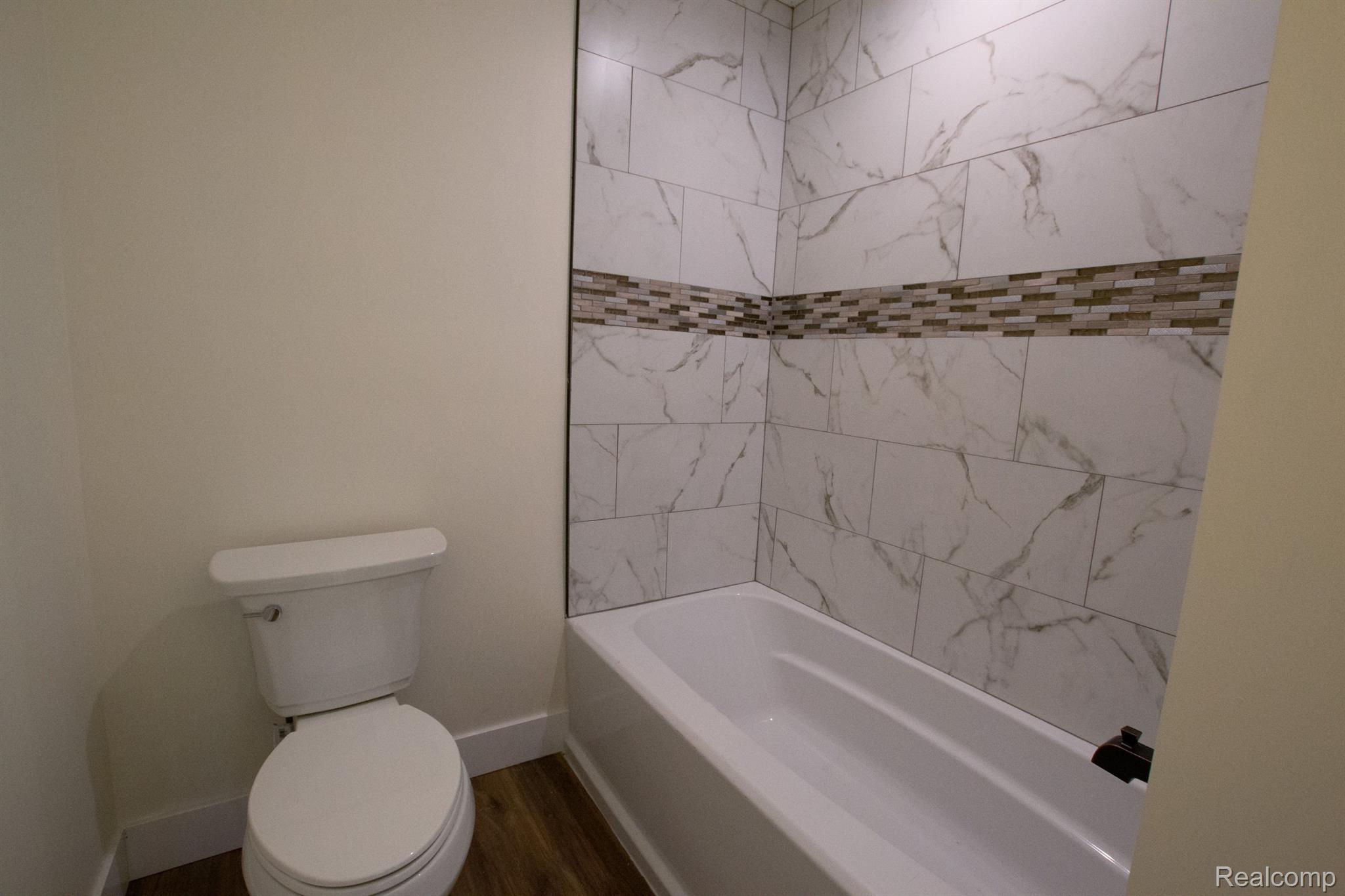 2605 North Hughes Road Howell, MI 48855 - Photo 29 of 33 Gallery Image 29