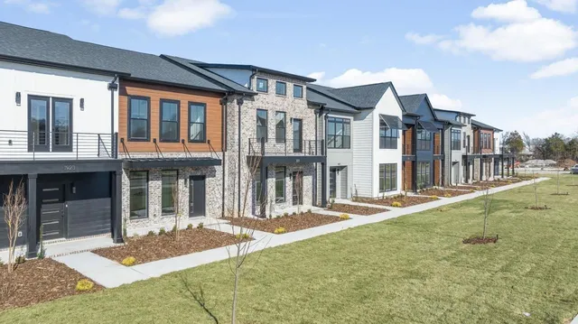 $369,900 | 1341 Rebecca Johns Drive, Murfreesboro, TN 37128