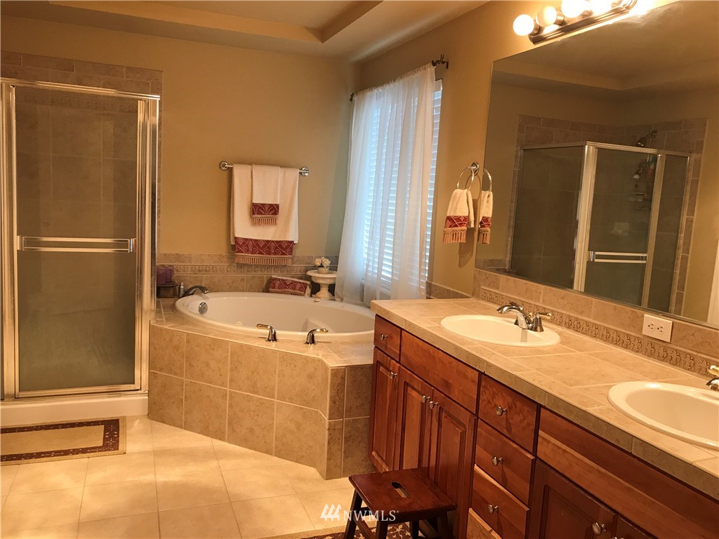 16611 Southeast 167th Street Renton, WA 98058 - Photo 9 of 15 Gallery Image 9