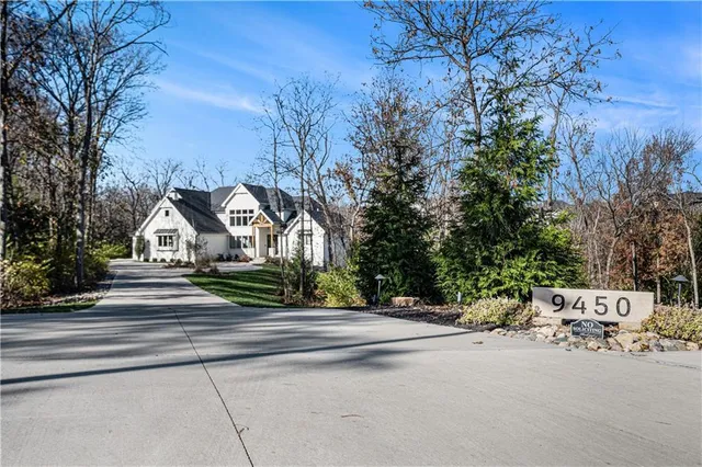 $1,995,000 | 9450 Marion Street, Lenexa, KS 66220