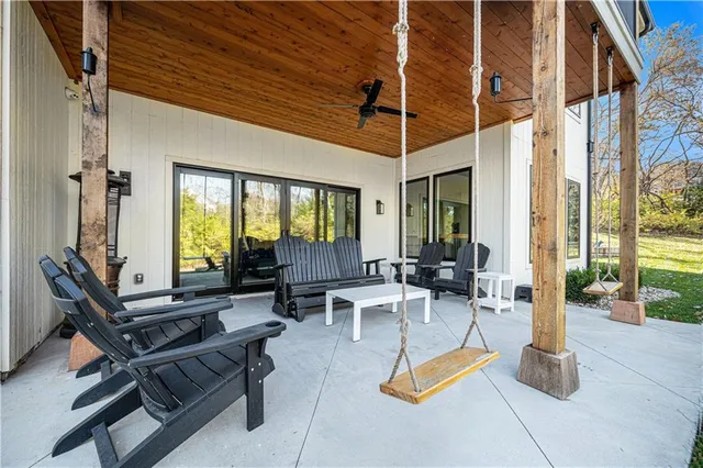 $1,995,000 | 9450 Marion Street, Lenexa, KS 66220