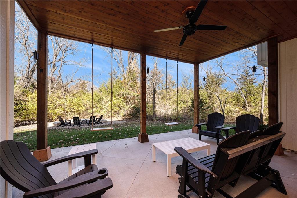 9450 Marion Street Lenexa, KS 66220 - Photo 6 of 20