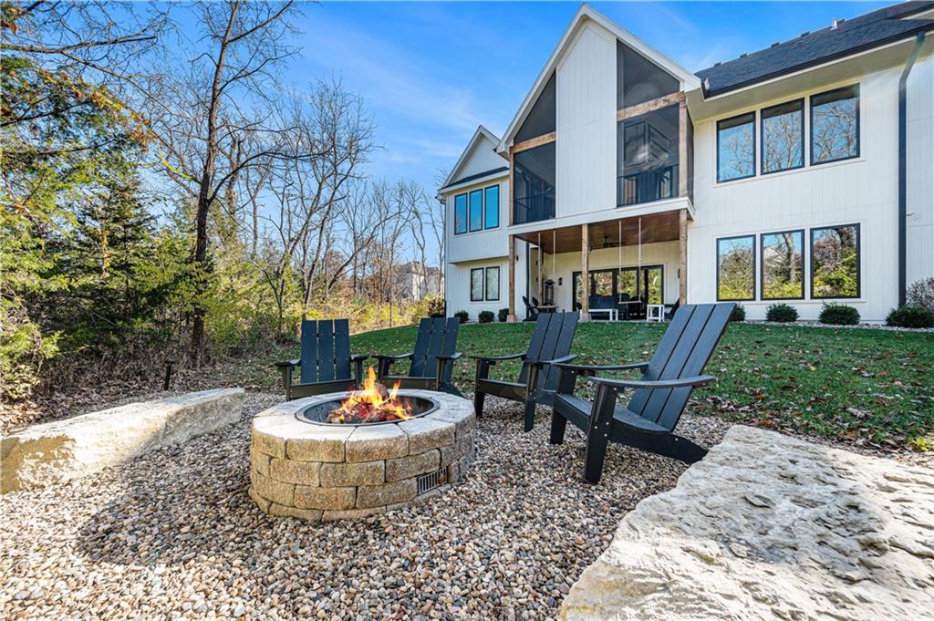 9450 Marion Street Lenexa, KS 66220 - Photo 9 of 20