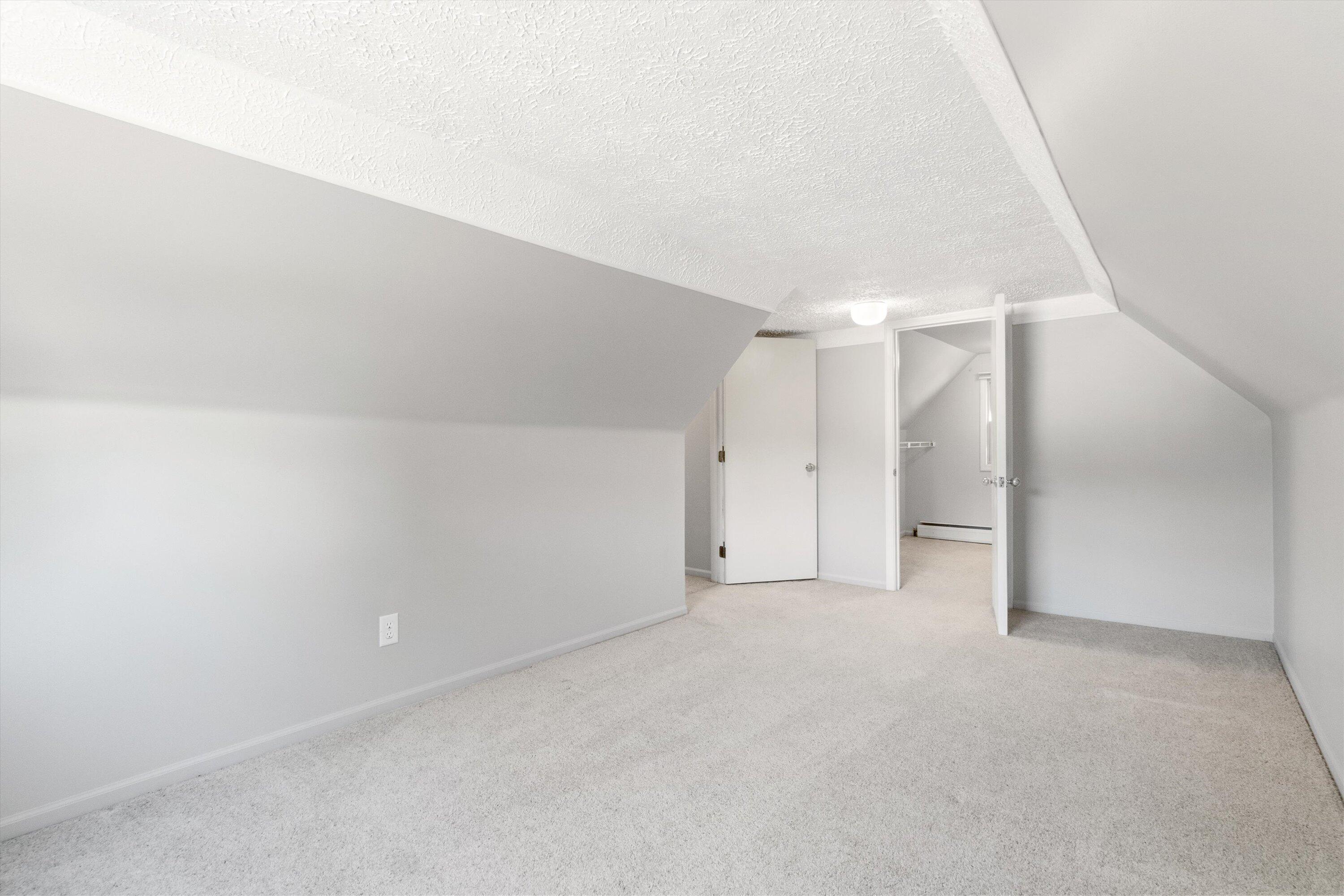 8919 Janis Street Utica, MI 48317 - Photo 13 of 29 18-Janis-016