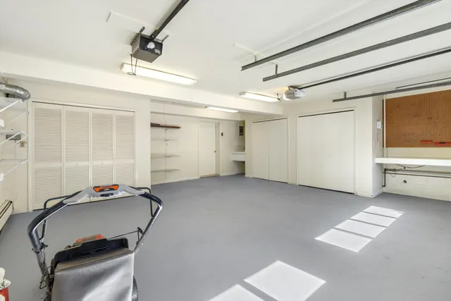 $265,900 | 8919 Janis Street, Utica, MI 48317