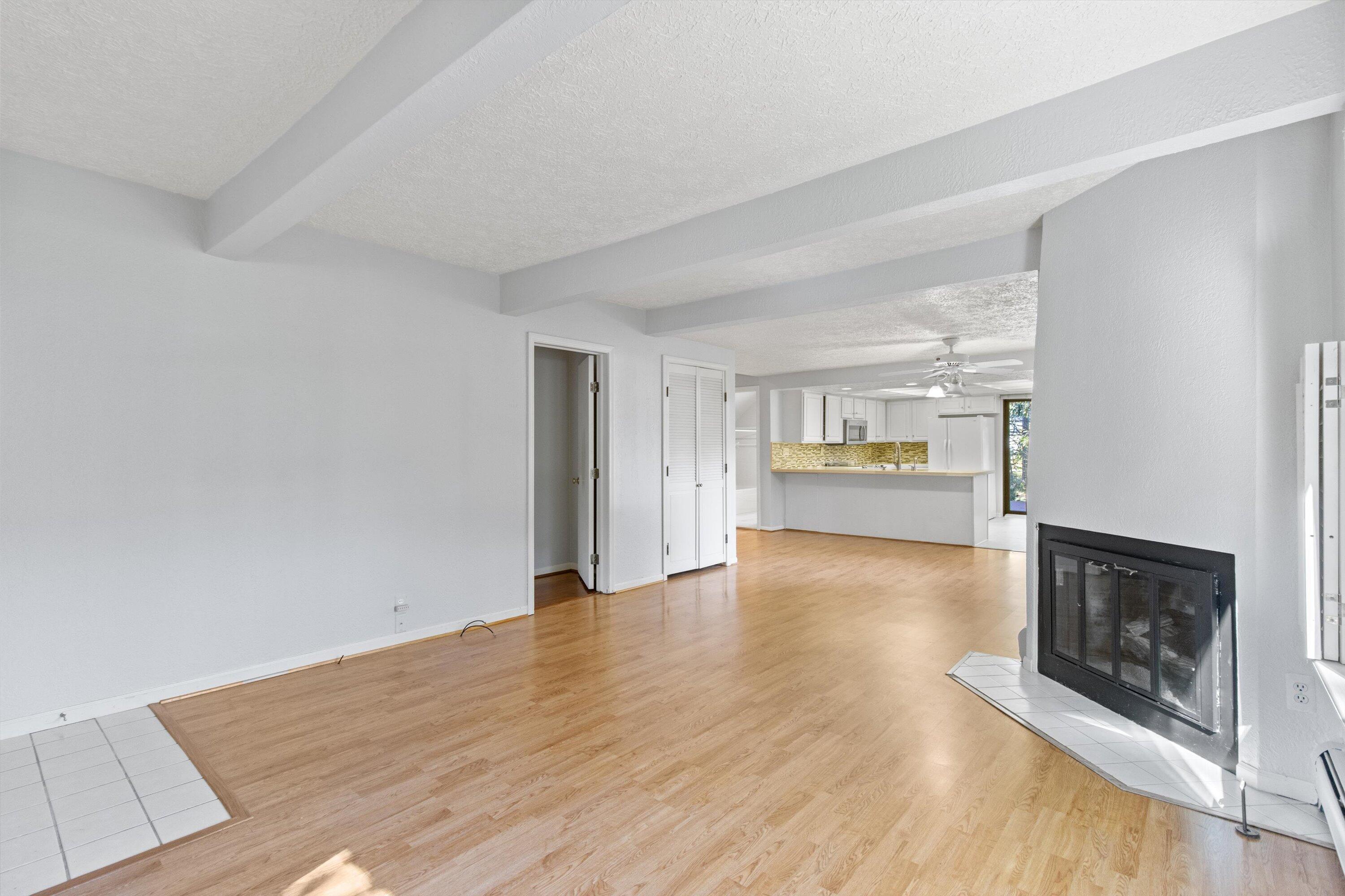 8919 Janis Street Utica, MI 48317 - Photo 6 of 29 08-Janis-006