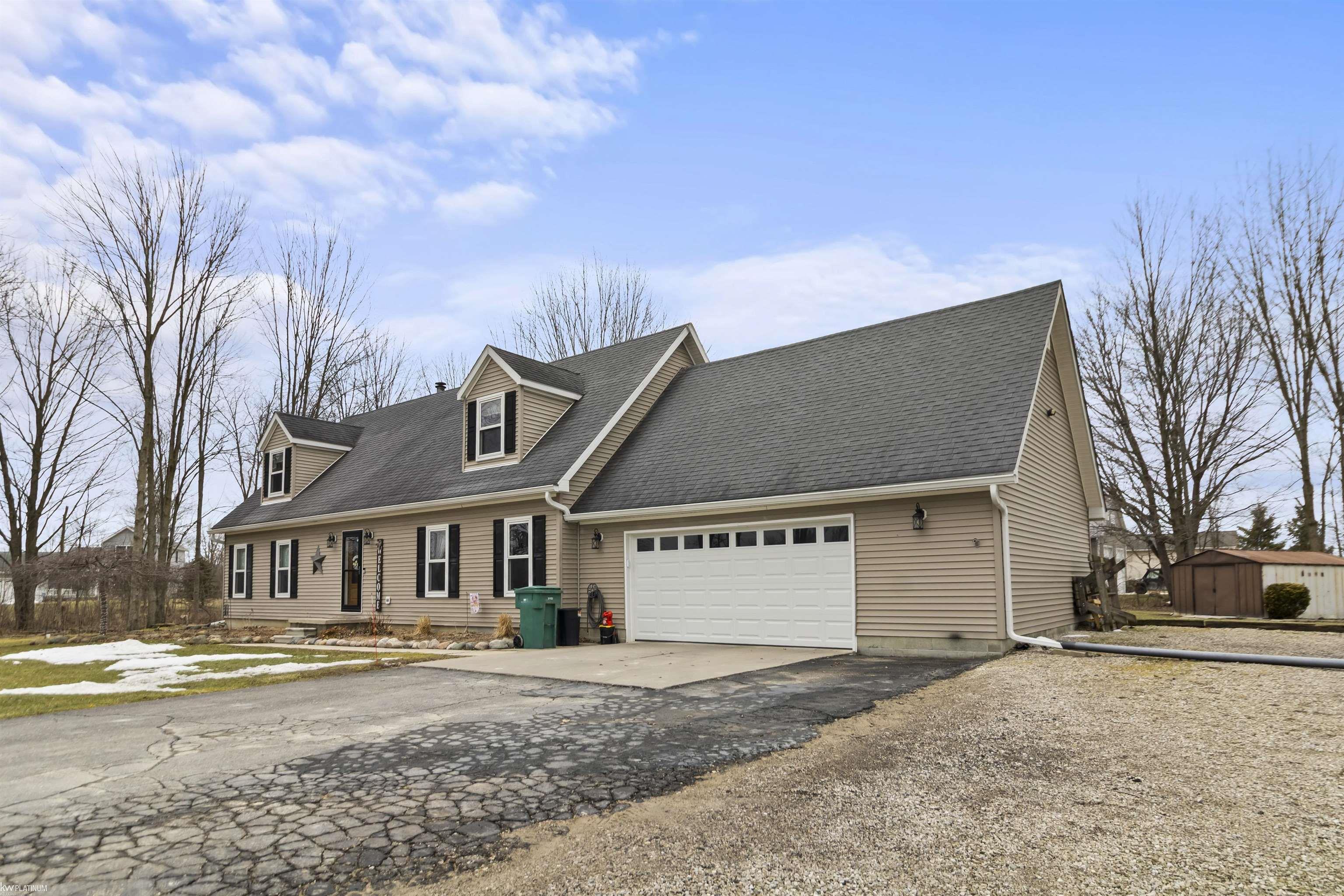 2030 Palms Road Columbus, MI 48063 - Photo 3 of 44