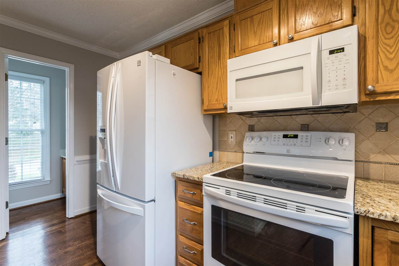 3317 Beech Bluff Lane Raleigh, NC 27616 - Photo 10 of 27 Kitchen
