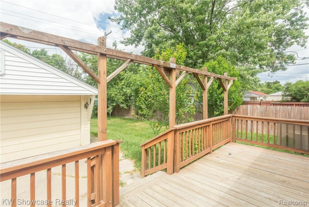10023 Inkster Road Livonia, MI 48150 - Photo 21 of 28 Reshoot Inkster_10023---4.jpg