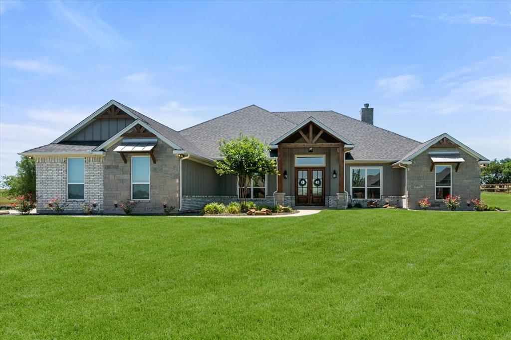 6425 Starlight Ranch Road Godley, TX 76044 - Photo 1 of 37 Welcome to 6425 Starlight Ranch Road!